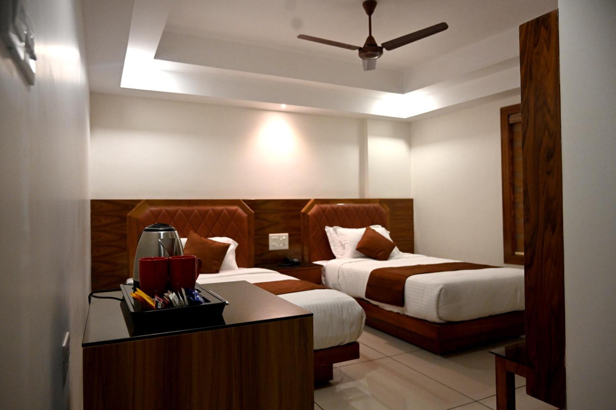Harley Residency Hotel Kannur Eksteriør billede